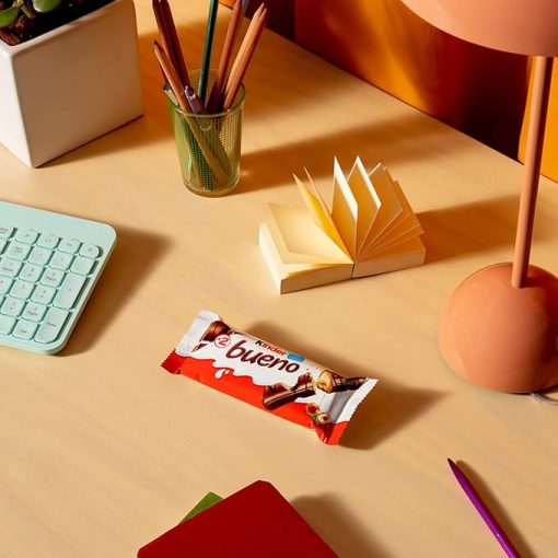 KINDER BUENO Milk Chocolate and Hazelnut Cream Candy Bars, 20 Packs - Image 7